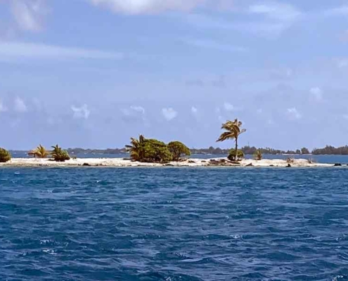 Rangiroa Tiputa pass